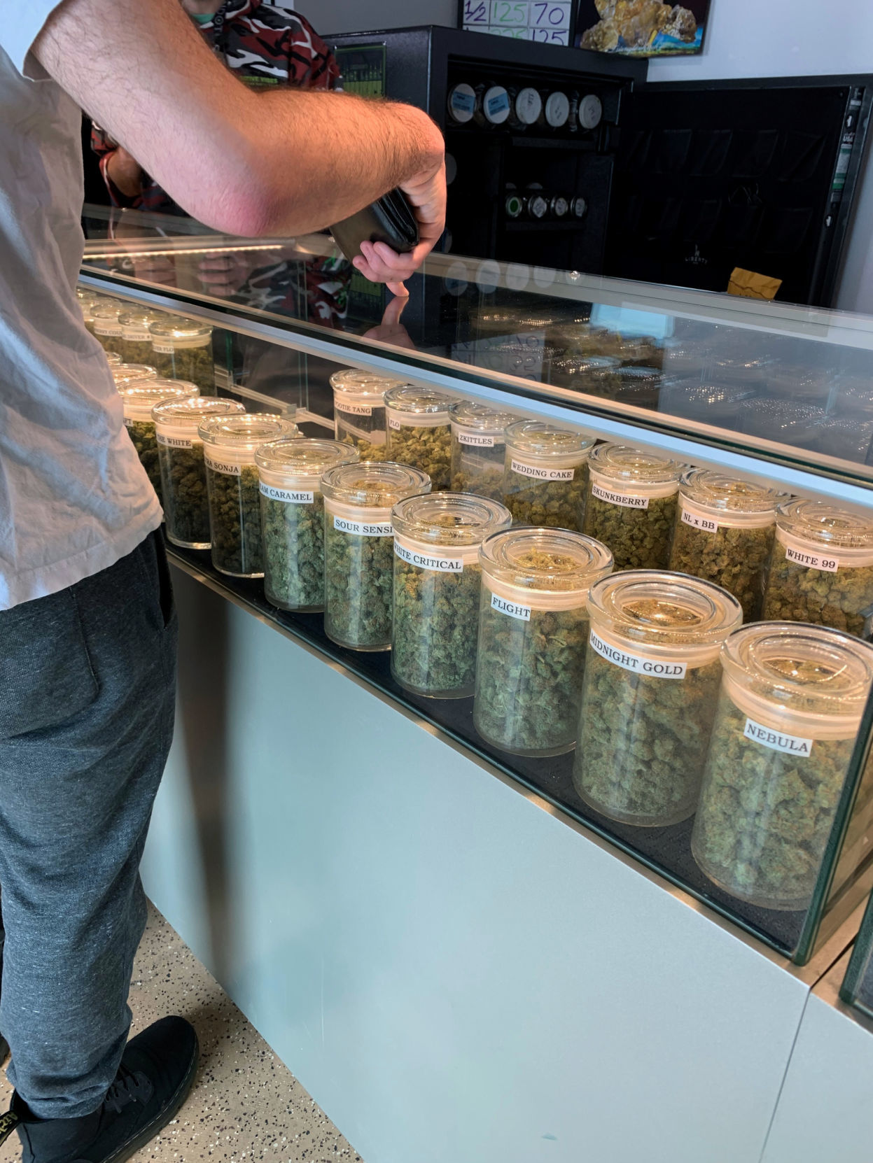 colorado_cannabis.jpg
